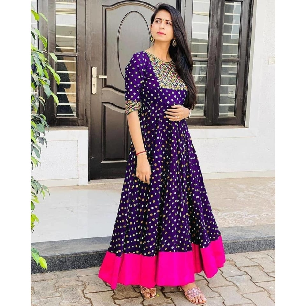 High Quality Italian Silk Fabric With Embroidery Work With Digital Printed Readymade Kurti for Women(MOH-2036)