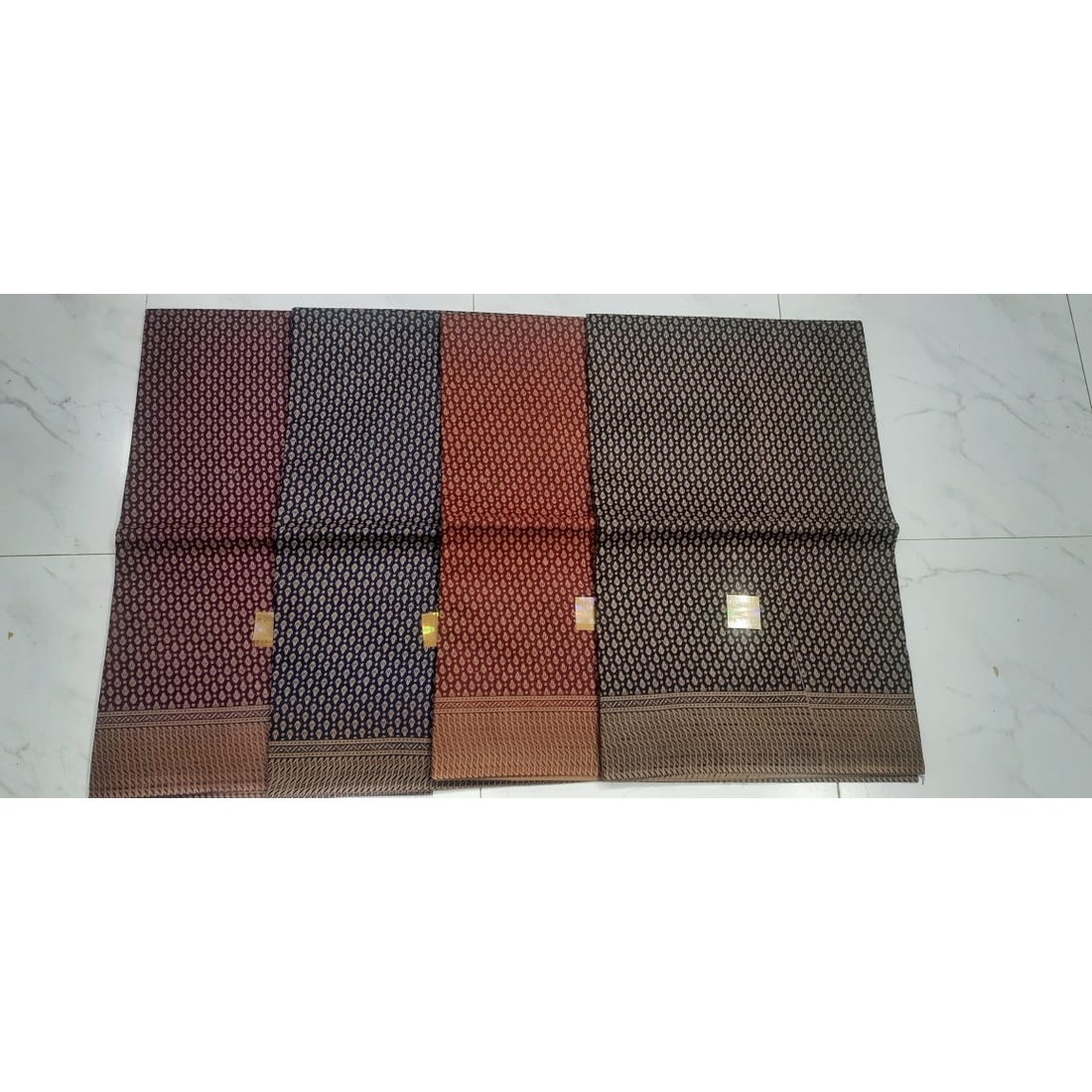 Low budget multicolor printed cotton saree in wholesale price(LBS-2006)