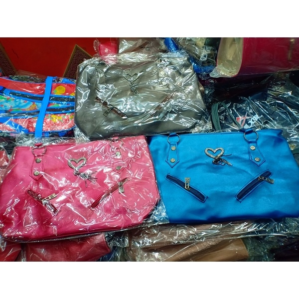 High Quality & Stylish Double Chain Multi-color Women's Hand Bag