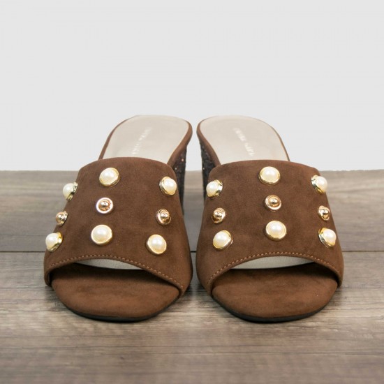 Fashionable Square Heel