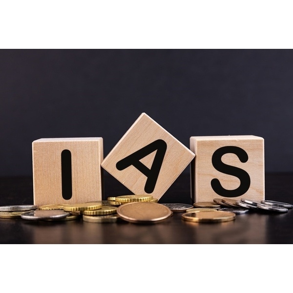 IAS & IFRS
