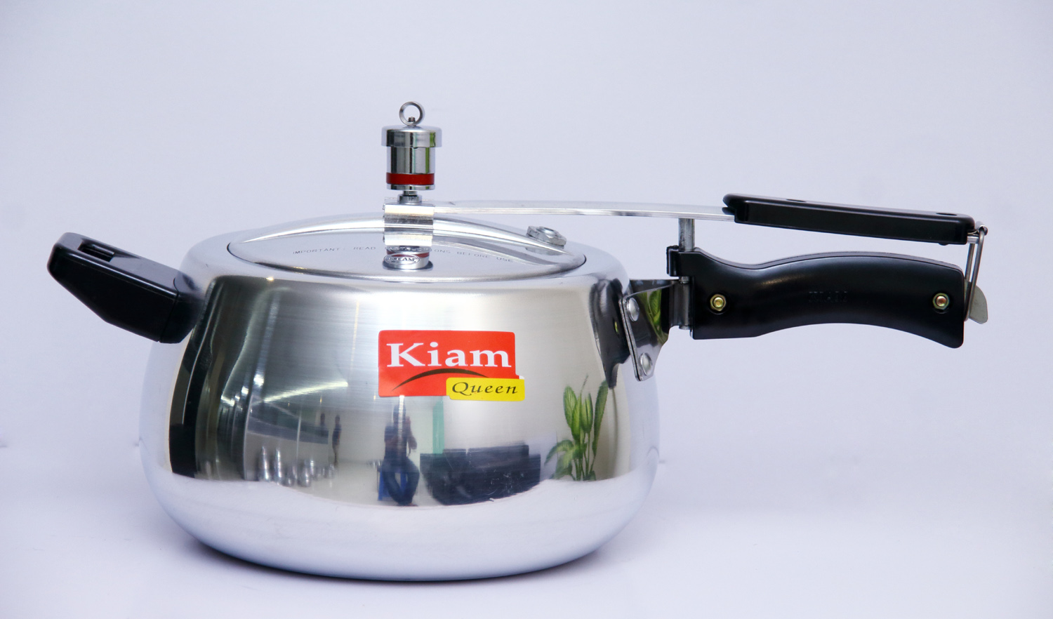 Pressure Cooker-Queen(White)-2.5 Ltr.