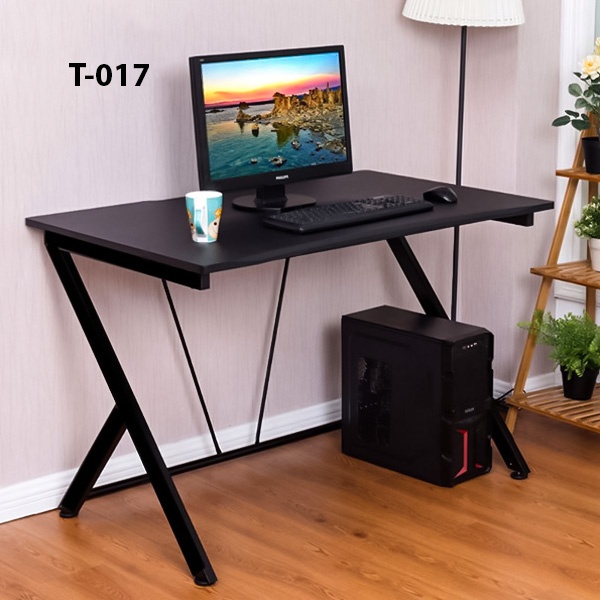 High-Quality Modern Gaming Computer Desk Model (017)