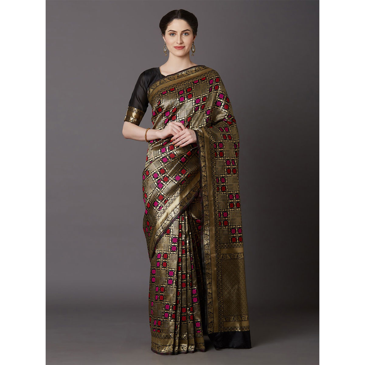Latest Designed Luxury Exclusive Printed Silk Saree With Blouse Piece For Women