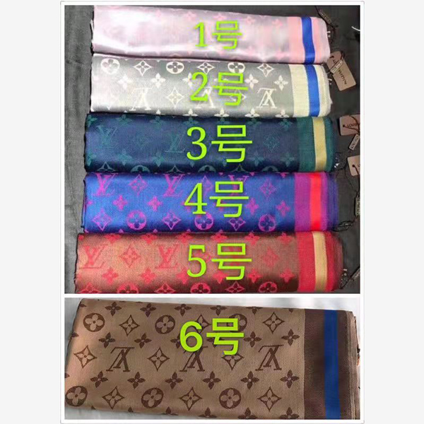 Stylish Louis vuitton Shwal ( China version )