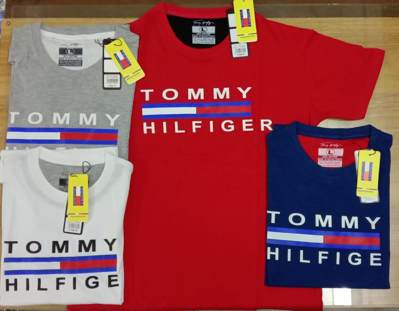 Original TOMMY HILFIGER Export quality T-Shirt for Gents